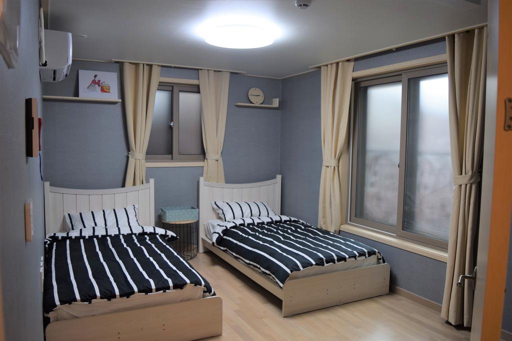 Red Stone Guesthouse Seoul Exterior photo